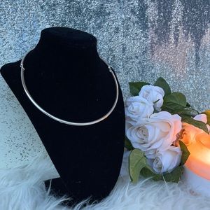 J. CREW SIMPLE SILVER NECKLACE